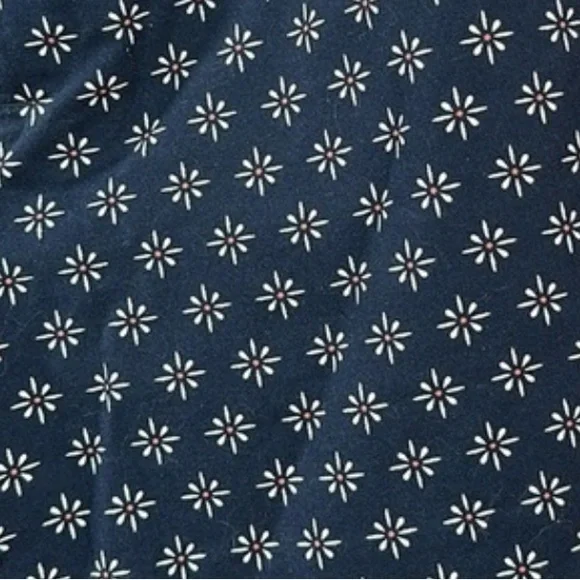 Banana Republic Dark Blue Floral Women's Shorts - Picture 5 of 5